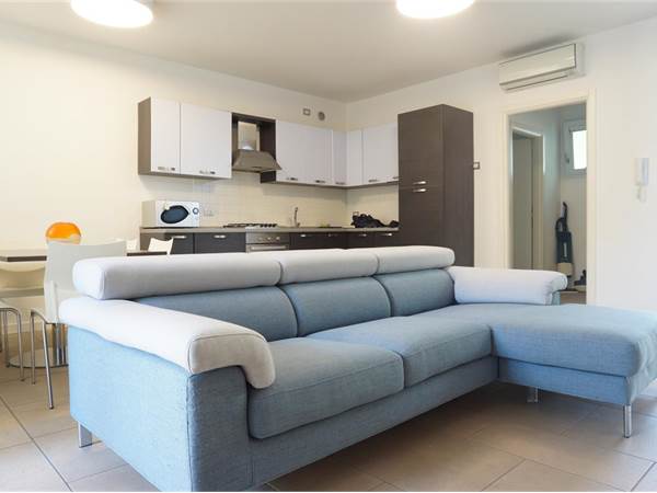 Jesolo Piazza Aurora porzione con due camere 